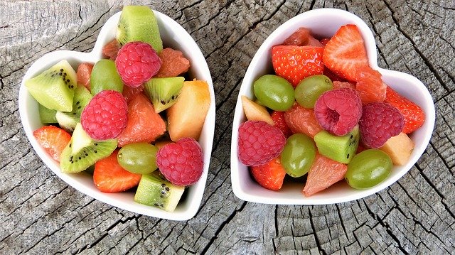 מגשי פירות – למה מגשי פירות הם הקייטרינג המועדף?